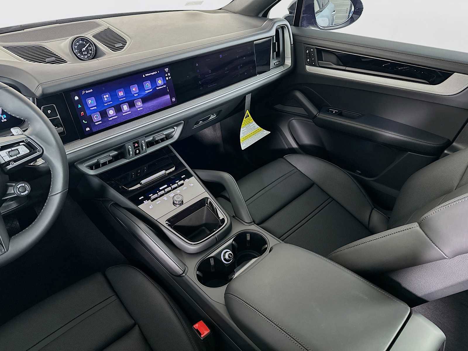 New 2026 Porsche Cayenne Coupe image 25