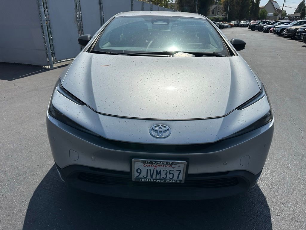 Used 2024 Toyota Prius LE FWD image 6