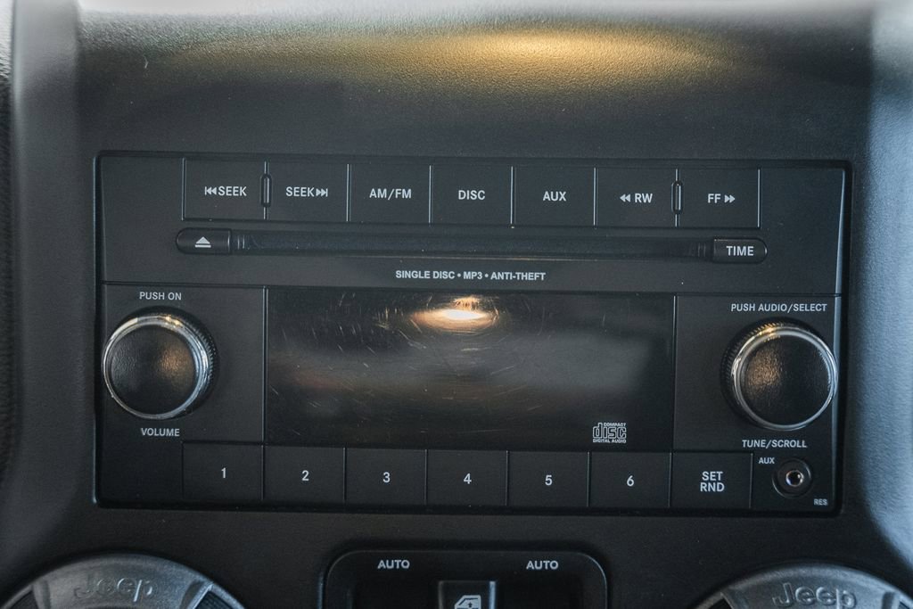 Used 2015 Jeep Wrangler Unlimited Sport w/ Quick Order Package 24S image 28