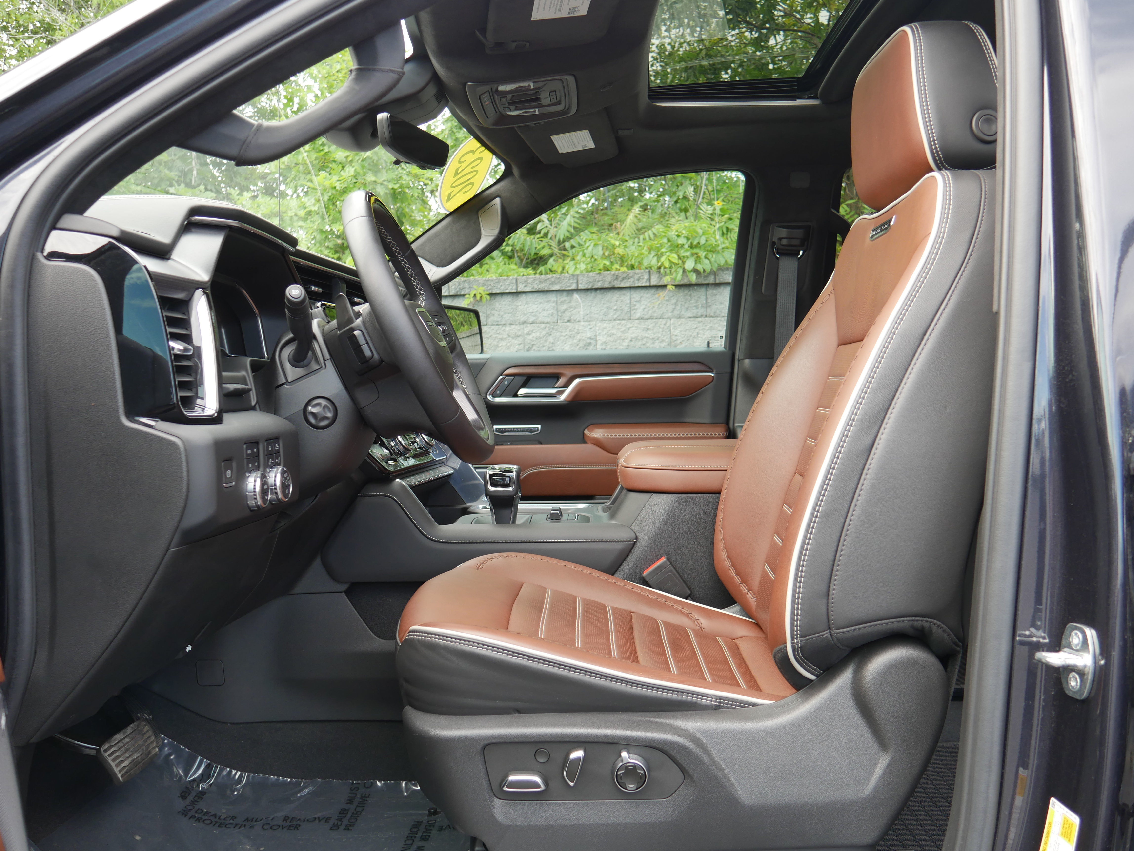 Certified 2023 GMC Sierra 1500 Denali Ultimate AWD/4WD image 15