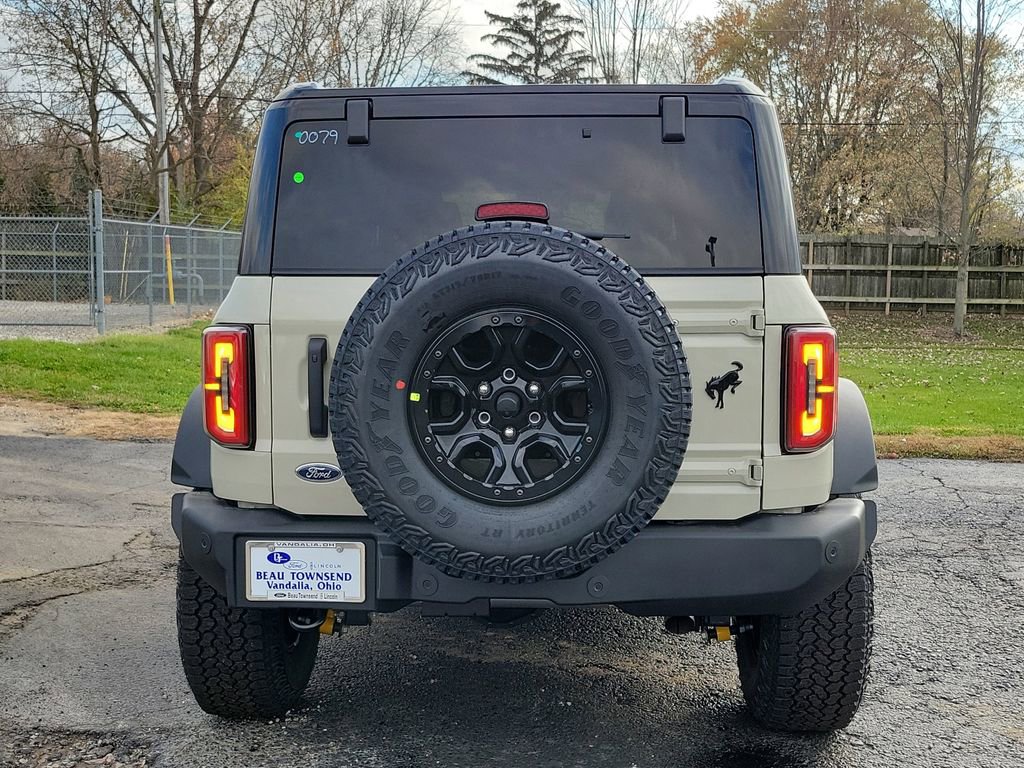 New 2025 Ford Bronco Outer Banks w/ Sasquatch Package image 5