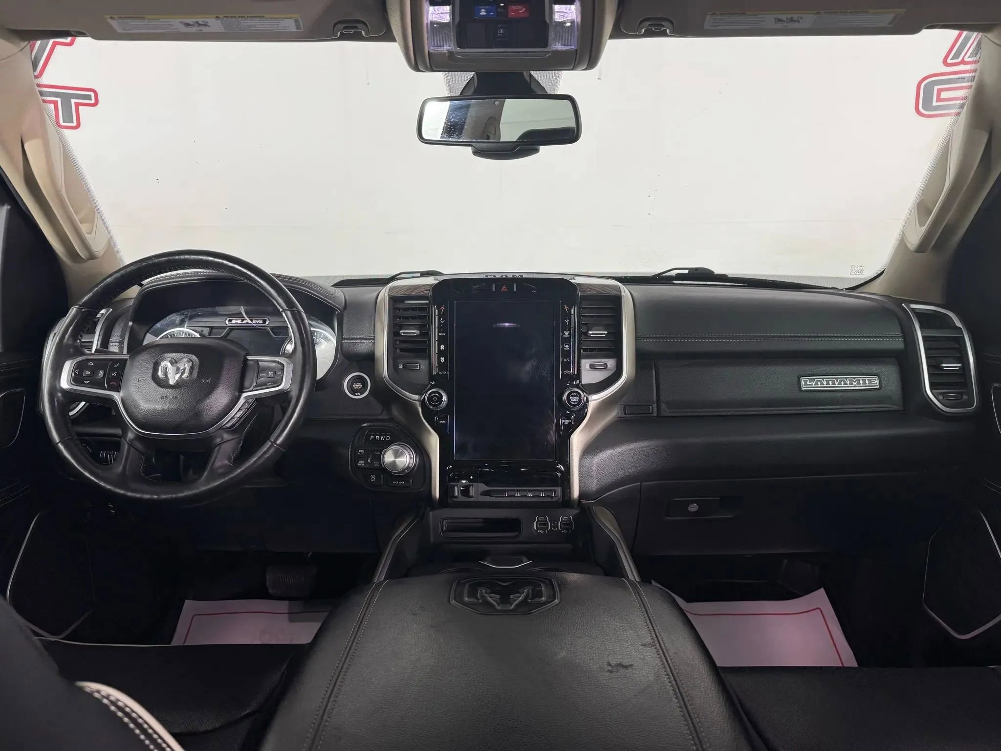 Used 2020 RAM 1500 Laramie image 11