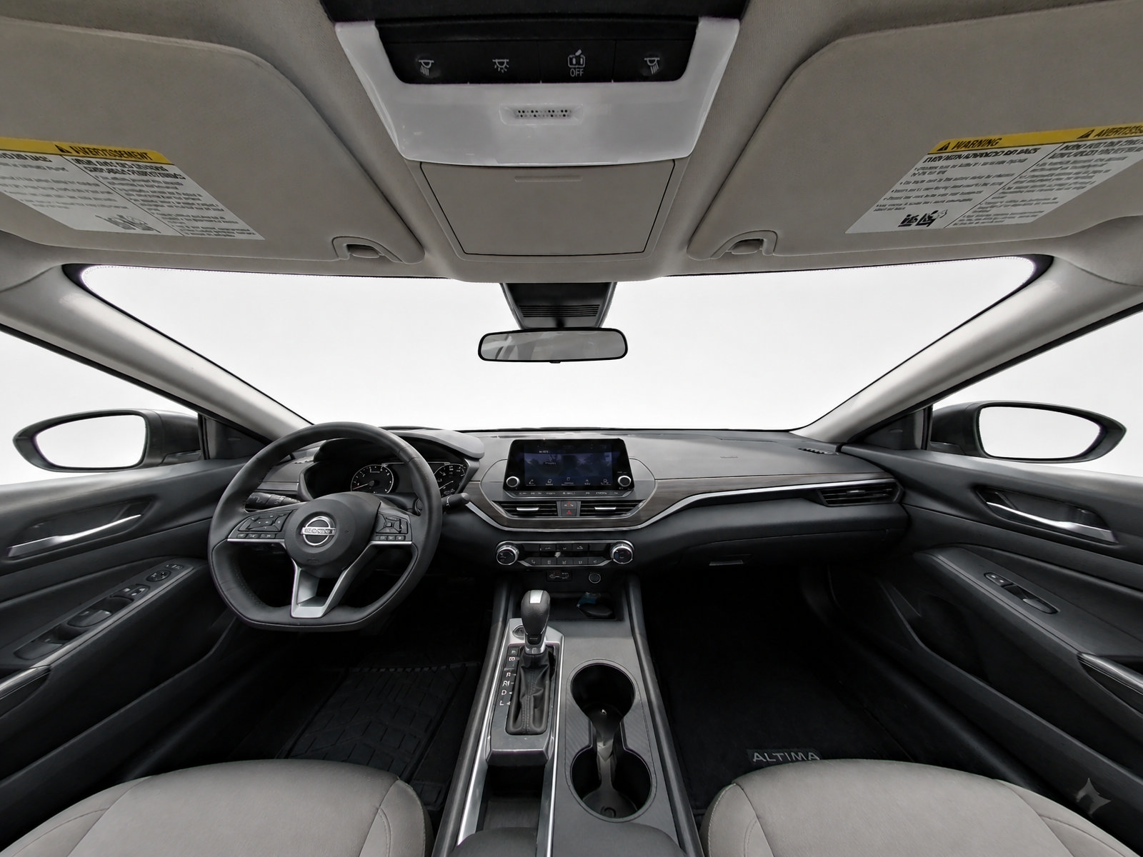 Used 2025 Nissan Altima 2.5 SV FWD image 11