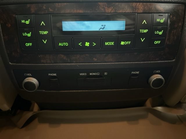 Used 2010 Toyota Land Cruiser AWD/4WD image 40