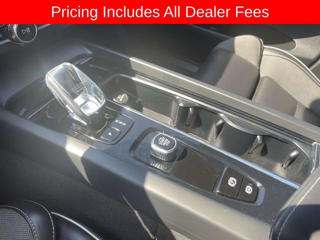 Used 2023 Volvo XC60 B5 Ultimate w/ Climate Package AWD/4WD image 35