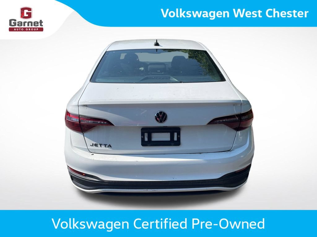 Used 2022 Volkswagen Jetta Sport w/ IQ.Drive Package FWD image 4