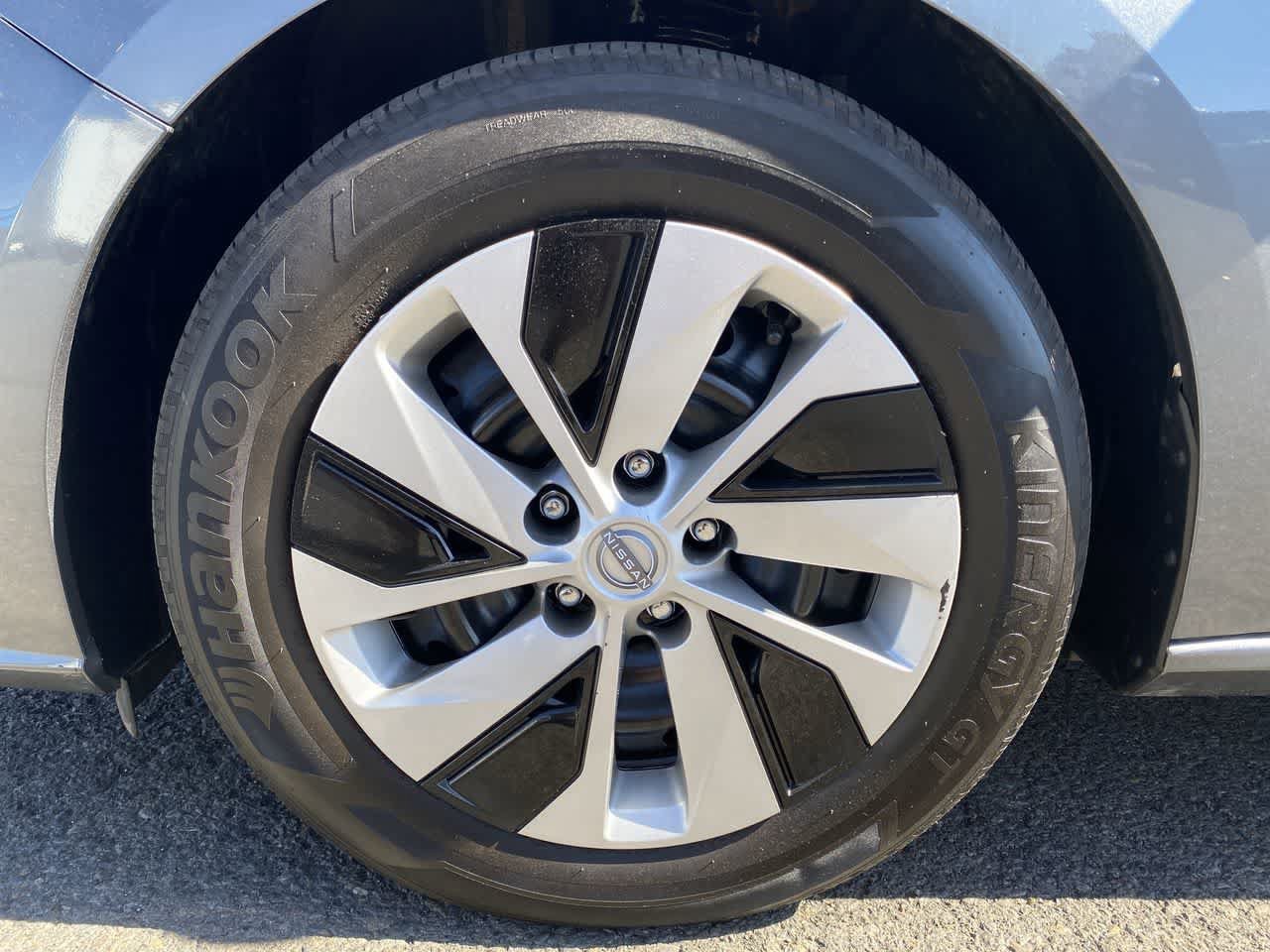 Used 2025 Nissan Altima 2.5 S FWD image 10