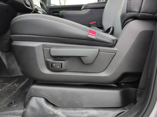 New 2026 RAM 3500 Tradesman AWD/4WD image 18