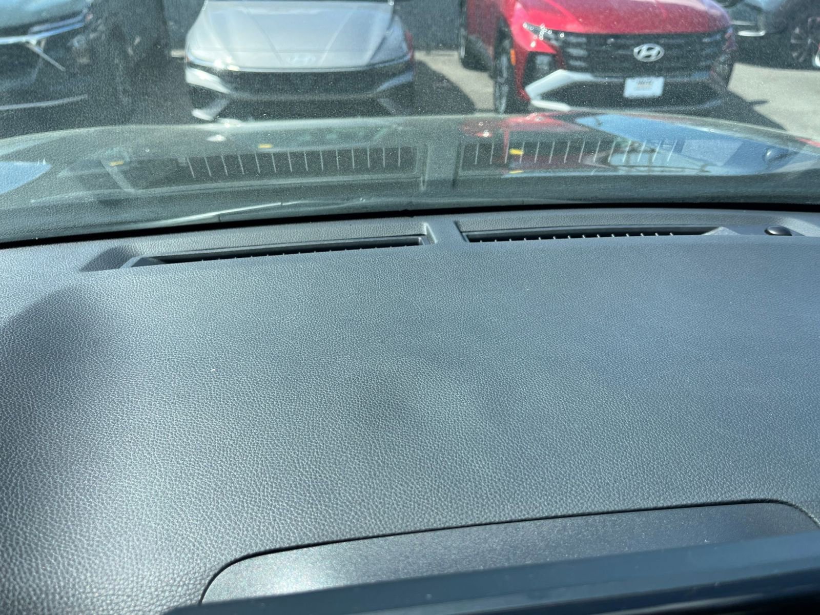 Used 2025 Toyota RAV4 XLE w/ Weather Package image 17