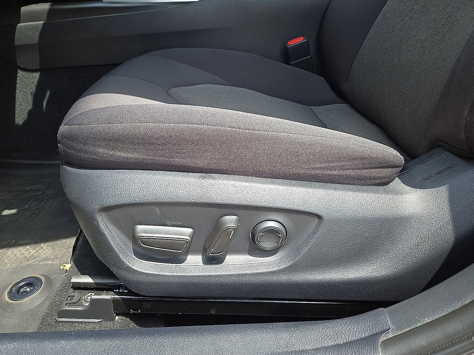 Used 2024 Toyota Camry LE FWD image 22