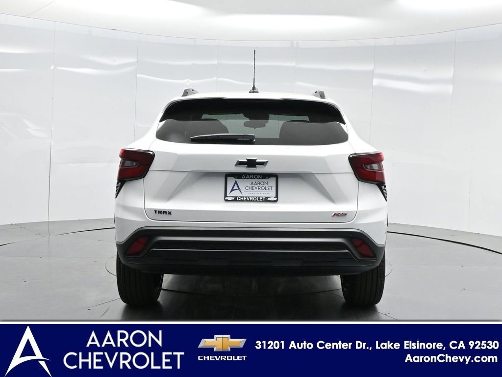 New 2026 Chevrolet Trax RS w/ Sunroof Package FWD image 39