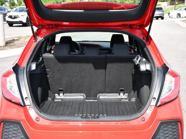 Used 2018 Honda Civic Sport image 32
