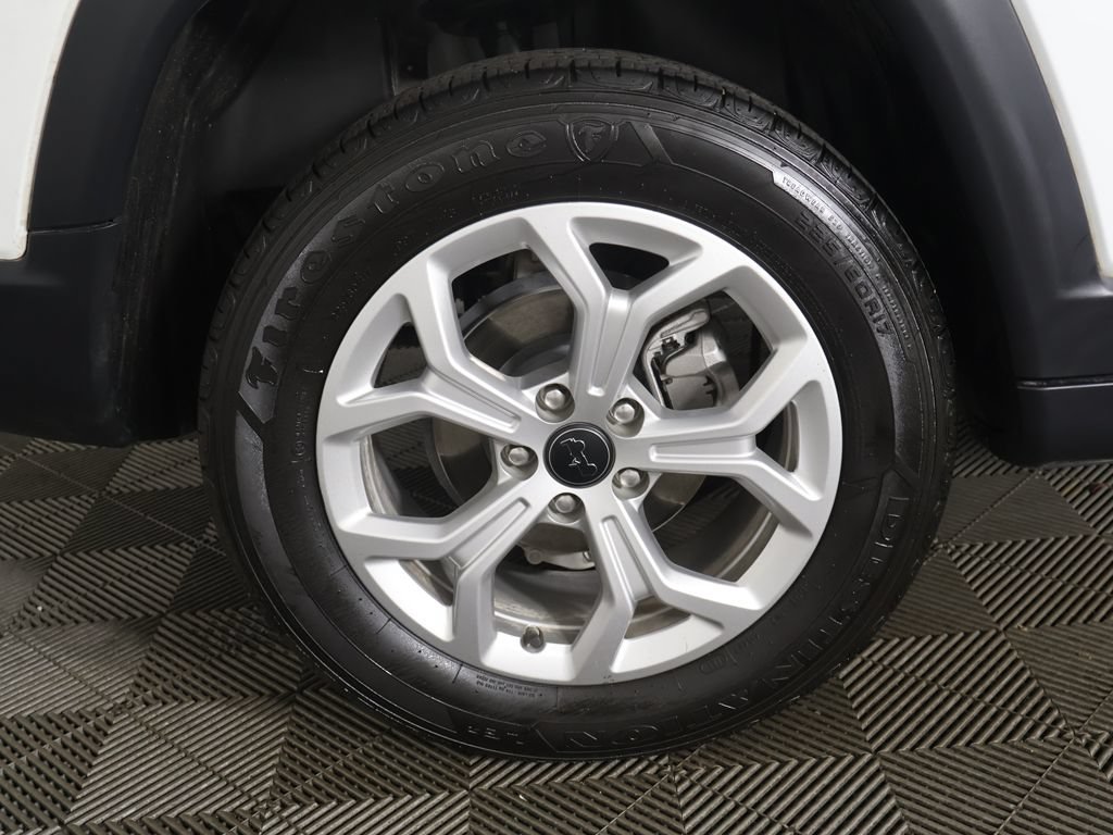 Used 2025 Jeep Compass Sport AWD/4WD image 17