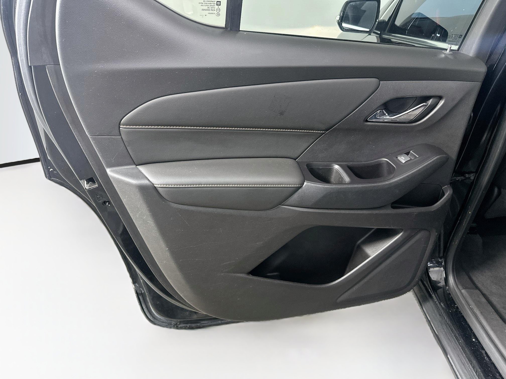Used 2019 Chevrolet Traverse LT FWD image 27