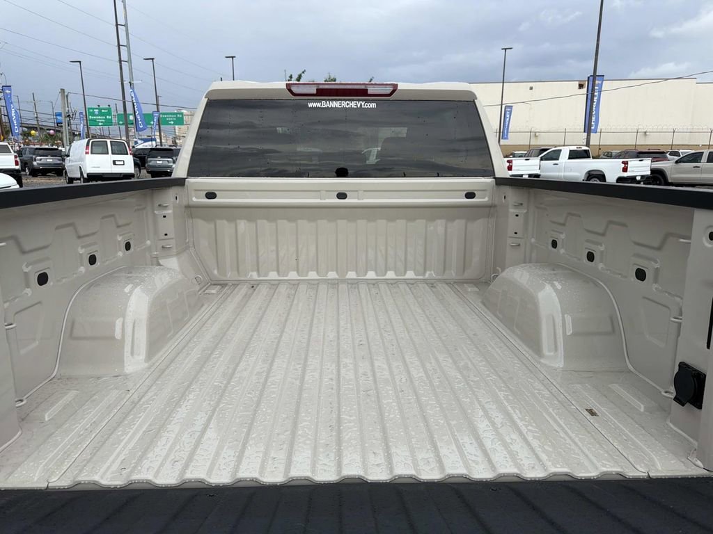 New 2026 Chevrolet Silverado 1500 Custom RWD image 9