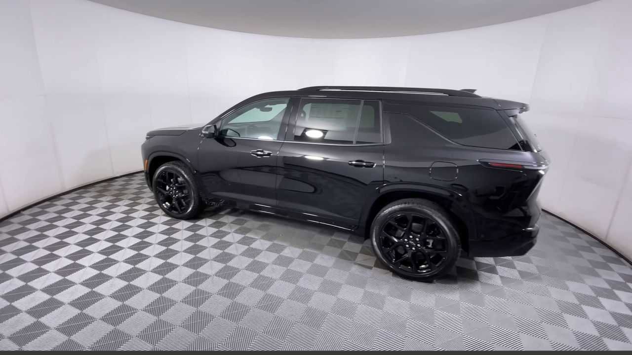 New 2026 Chevrolet Traverse RS w/ LPO, Floor Liner Package image 8