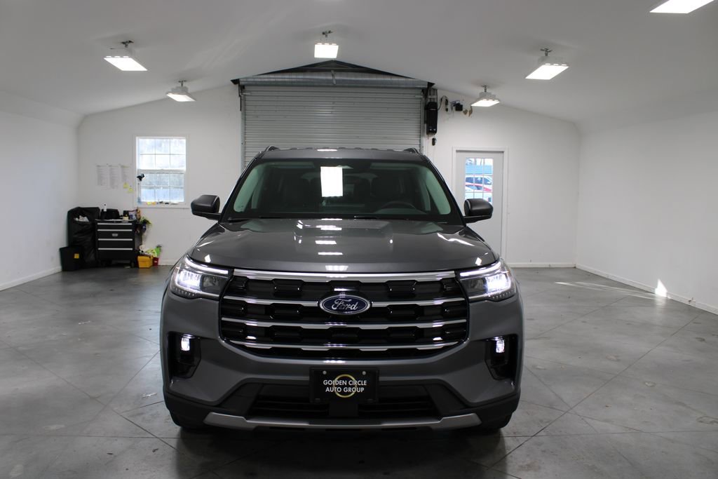 New 2026 Ford Explorer Active w/ Active Comfort Package image 2