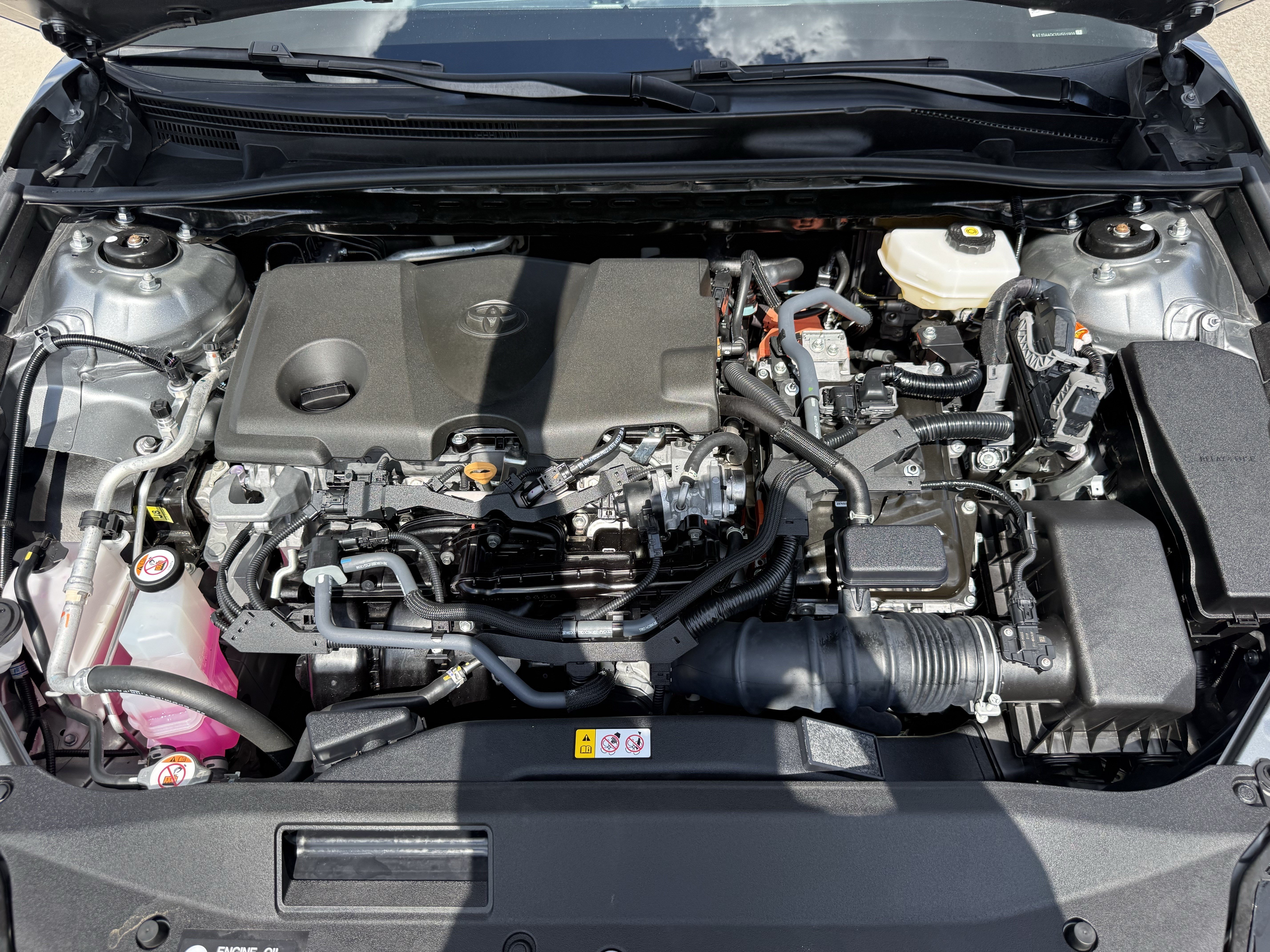 Used 2025 Toyota Camry XLE FWD image 33