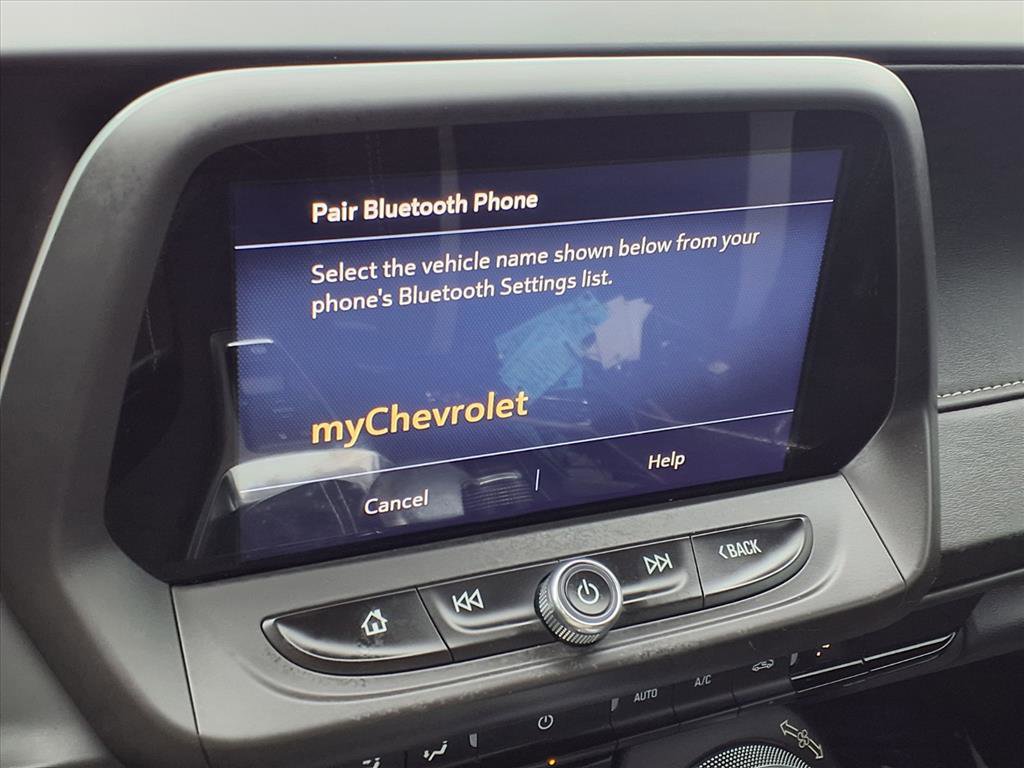 Used 2024 Chevrolet Camaro LT w/ Technology Package image 6