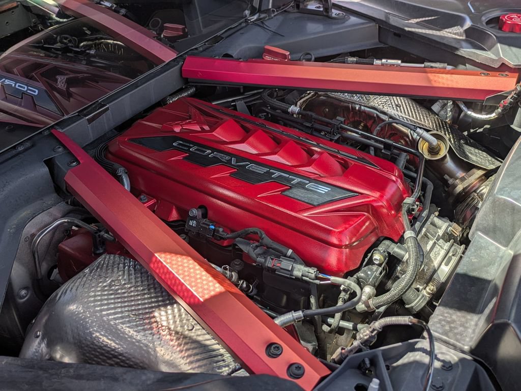 Used 2025 Chevrolet Corvette Stingray Preferred Cpe w/ Z51 Performance Package RWD image 10