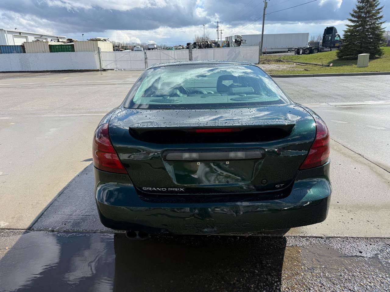 Used 2004 Pontiac Grand Prix GT2 w/ Leather Trim Pkg image 4
