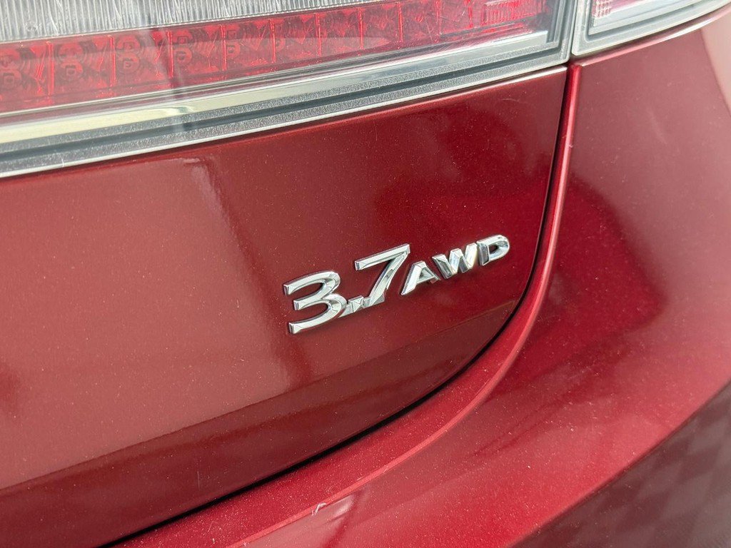Used 2014 Lincoln MKZ AWD w/ Equipment Group 102A Reserve image 7