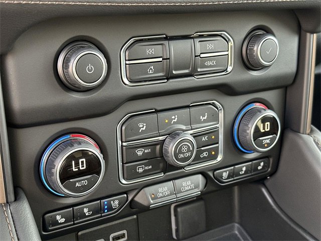 Used 2023 Chevrolet Tahoe High Country w/ Premium Package 2 image 39