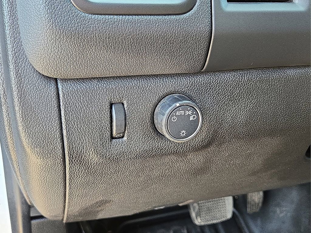 Used 2022 Chevrolet Colorado LT w/ Fleet Safety Package image 20