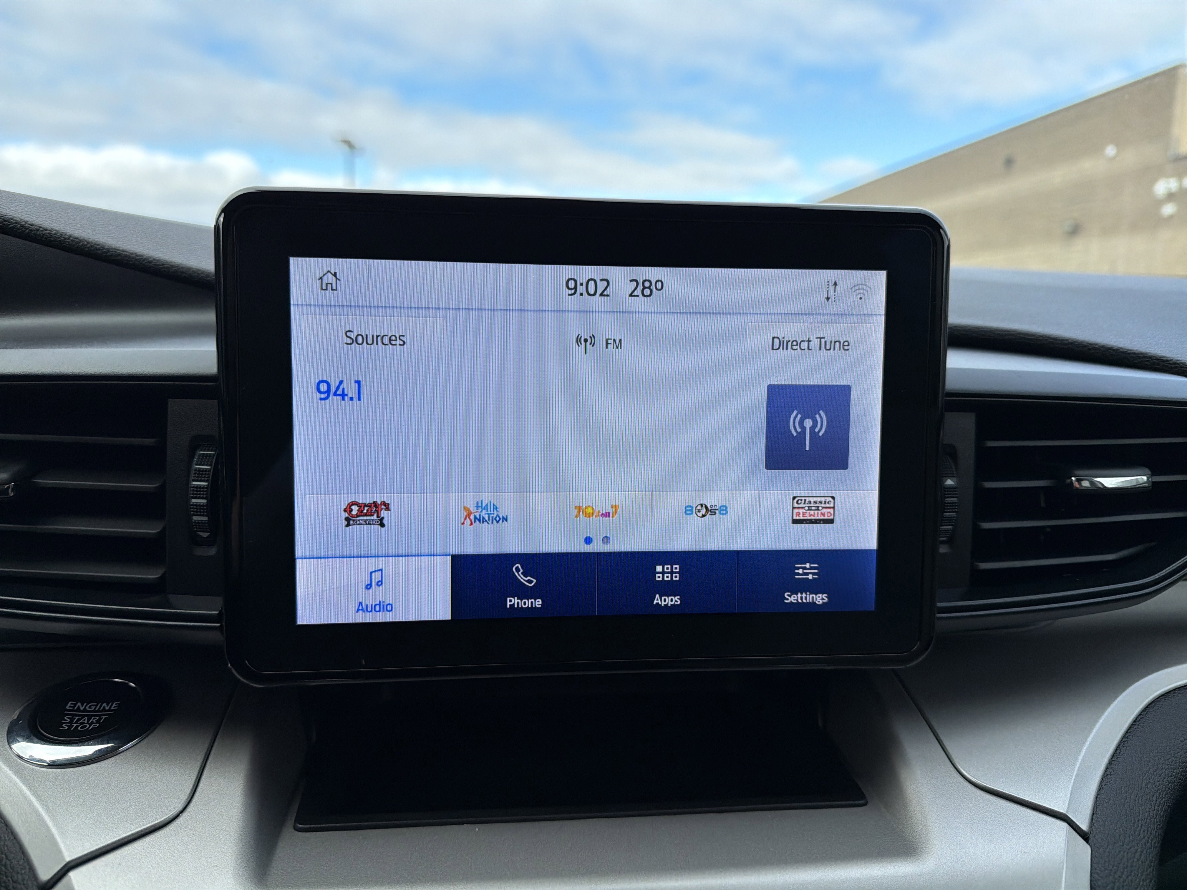 Used 2022 Ford Explorer XLT image 20