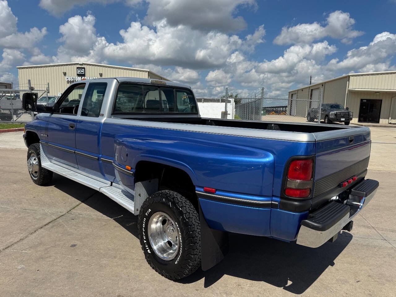 Used 1996 Dodge Ram 3500 Truck 4x4 Club Cab image 36