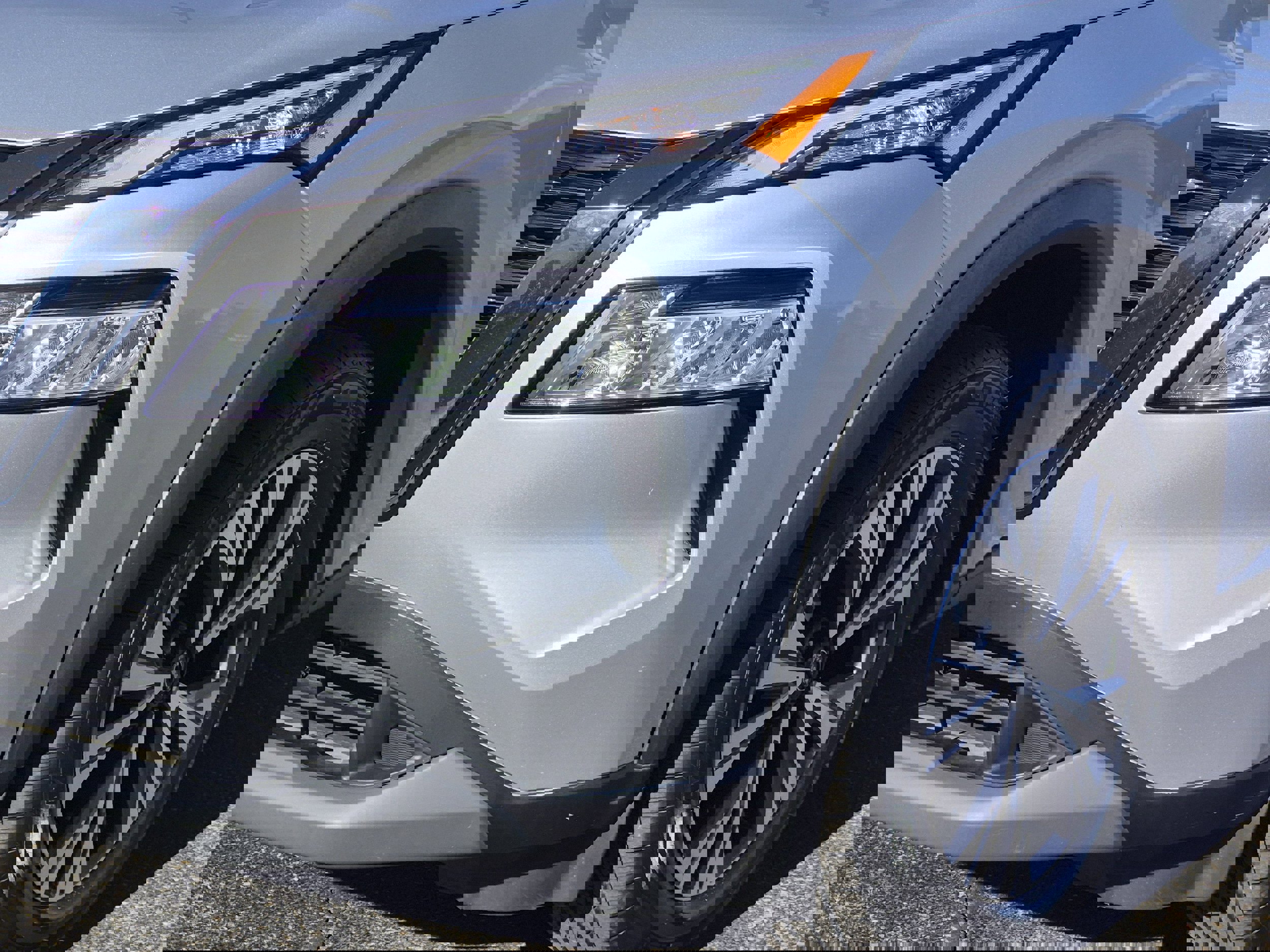 Used 2023 Nissan Rogue SV image 10