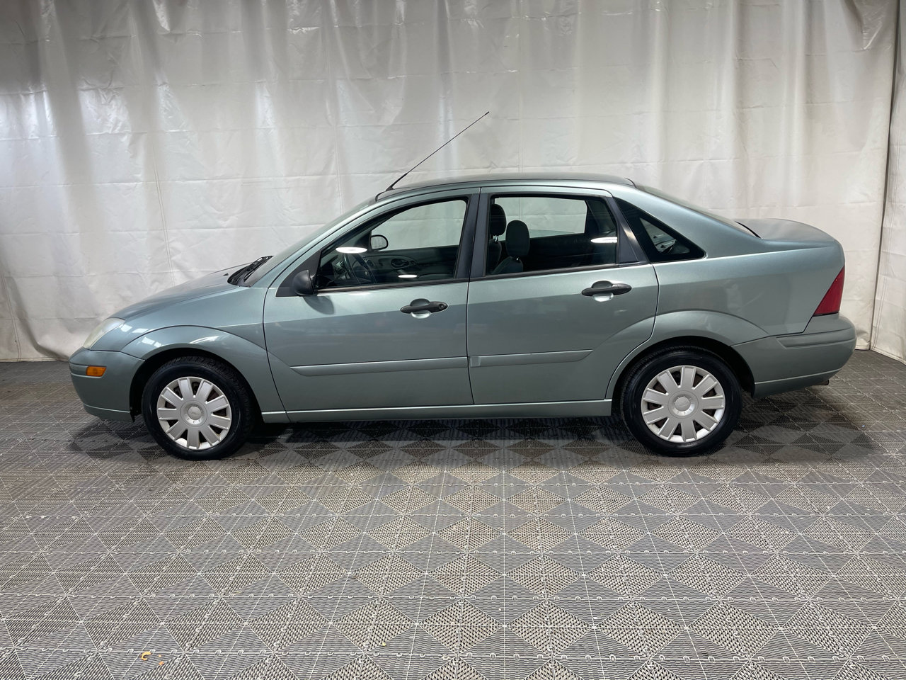 Used 2004 Ford Focus SE image 5