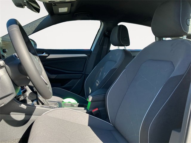 New 2025 Volkswagen Jetta Sport image 9