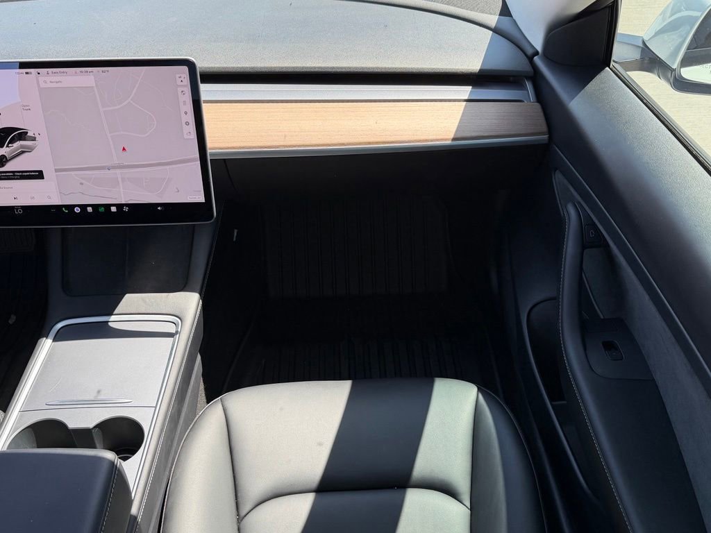Used 2021 Tesla Model 3 Standard Range Plus RWD image 11