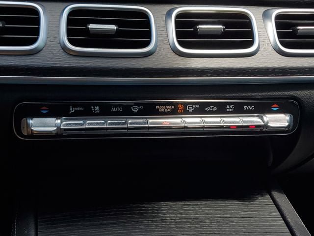 Used 2023 Mercedes-Benz GLS 450 4MATIC image 35