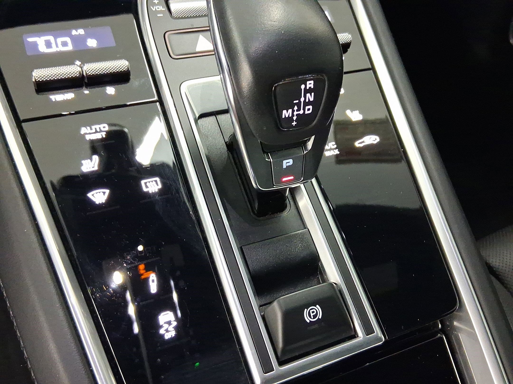 Certified 2023 Porsche Panamera GTS image 27