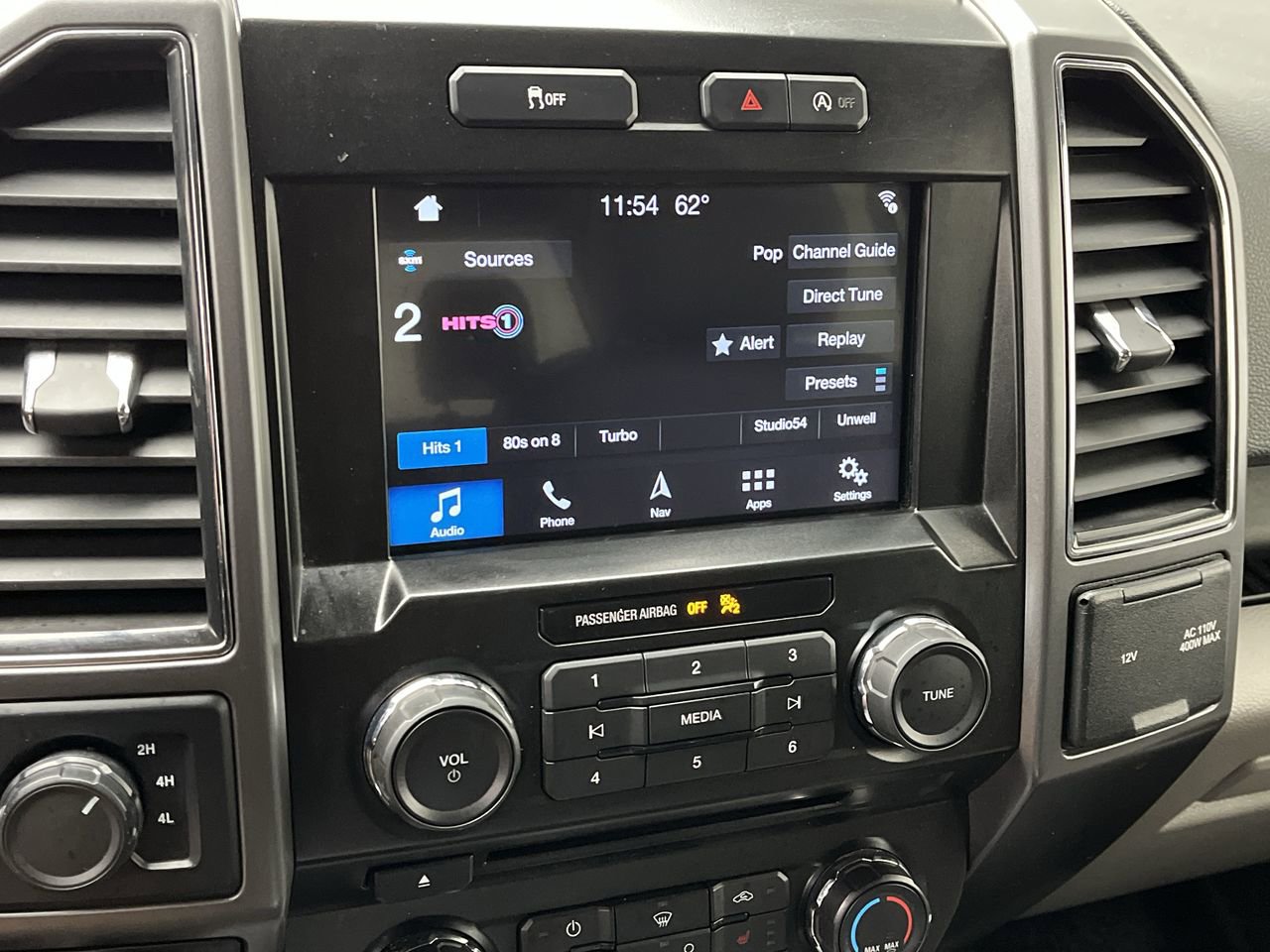 Used 2018 Ford F150 XLT w/ Equipment Group 302A Luxury AWD/4WD image 19