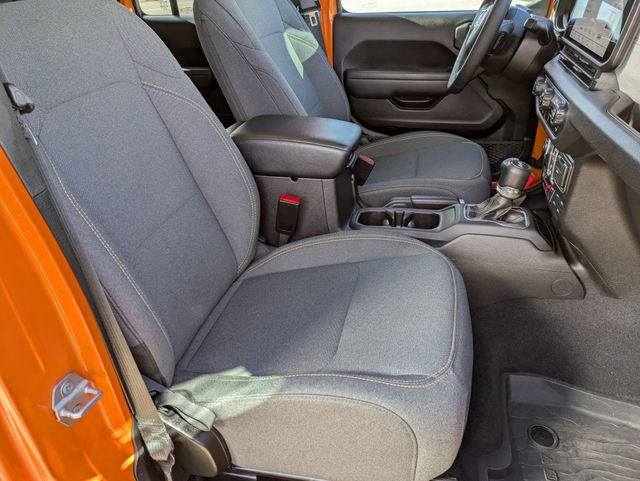 Certified 2025 Jeep Wrangler Willys image 27