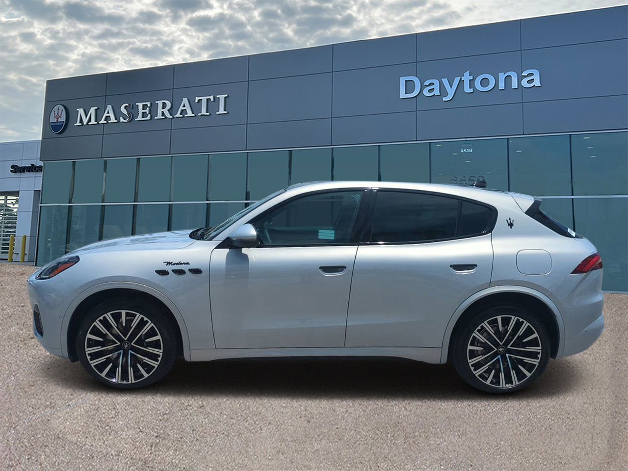 New 2025 Maserati Grecale Modena image 6