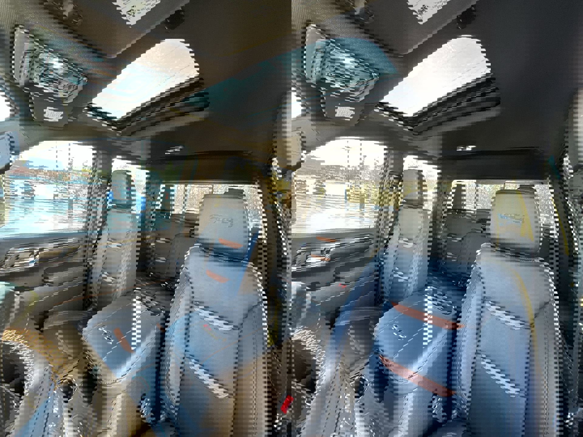 Used 2024 GMC Sierra 2500 AT4 w/ AT4 Premium Plus Package image 21