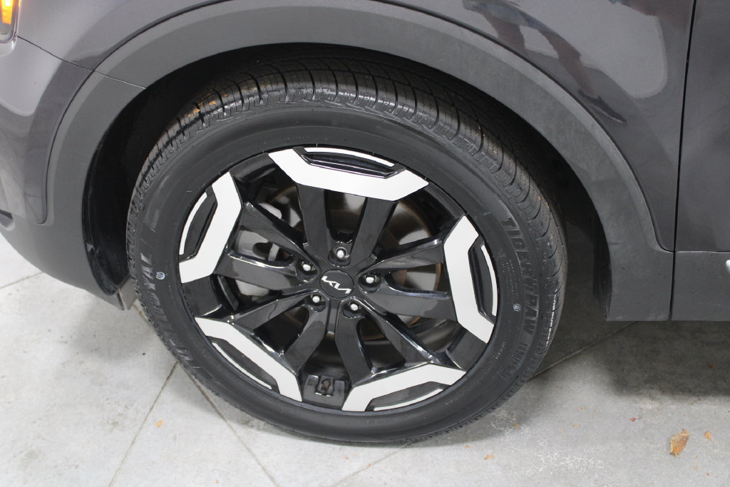 Used 2025 Kia Telluride S FWD image 52