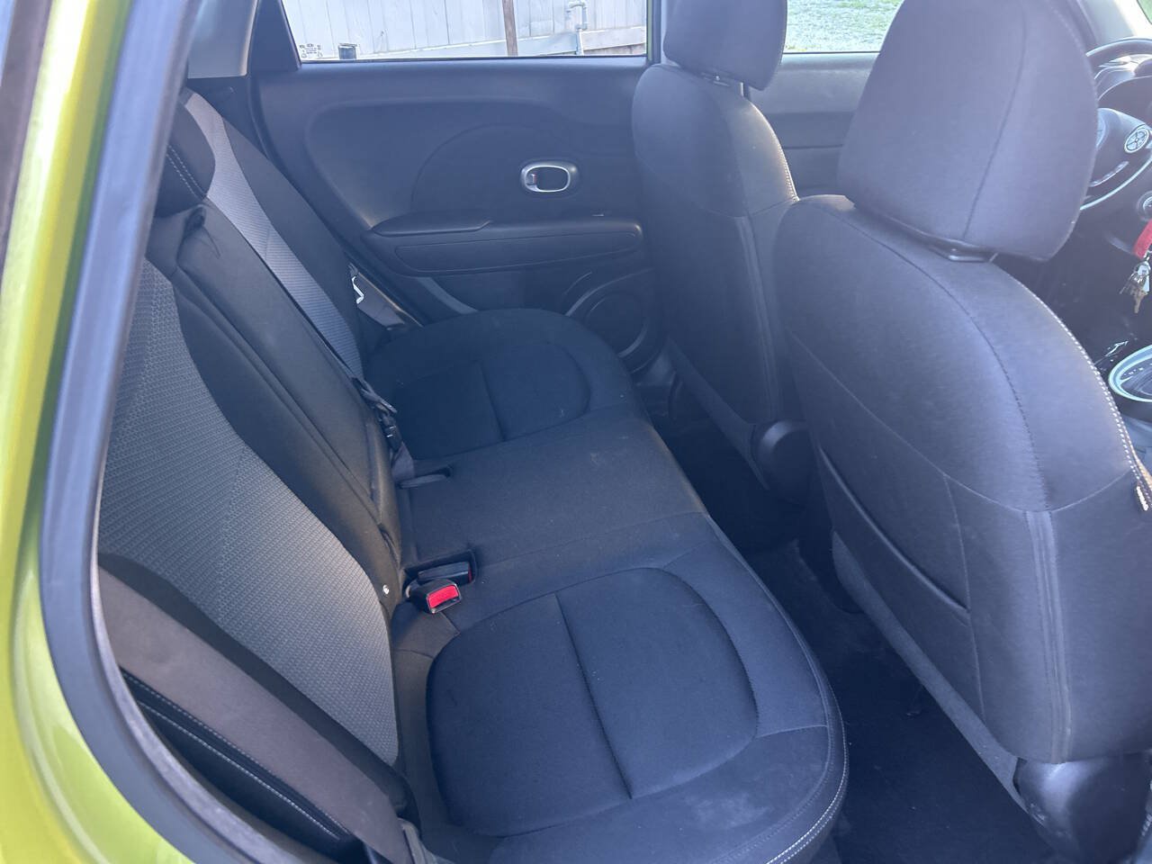 Used 2017 Kia Soul + FWD image 15