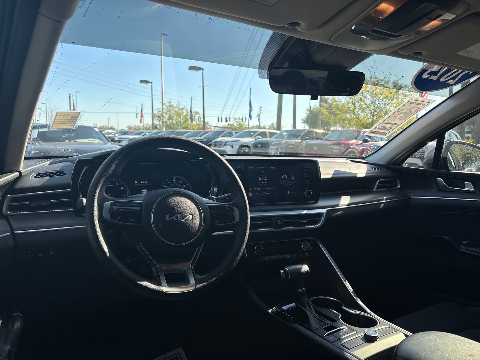 Used 2023 Kia K5 LXS image 11