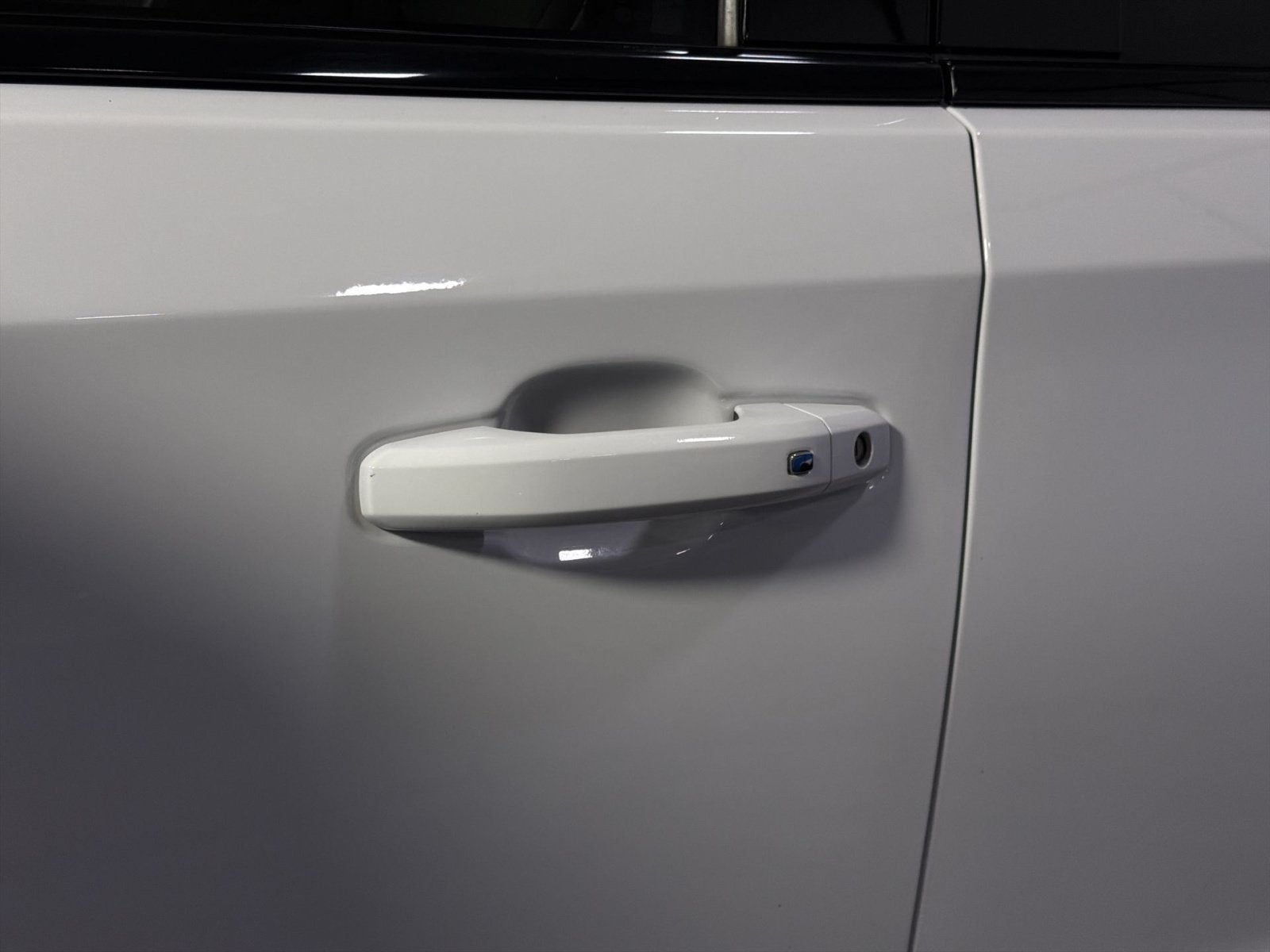 Used 2024 GMC Sierra 1500 AT4X AWD/4WD image 15