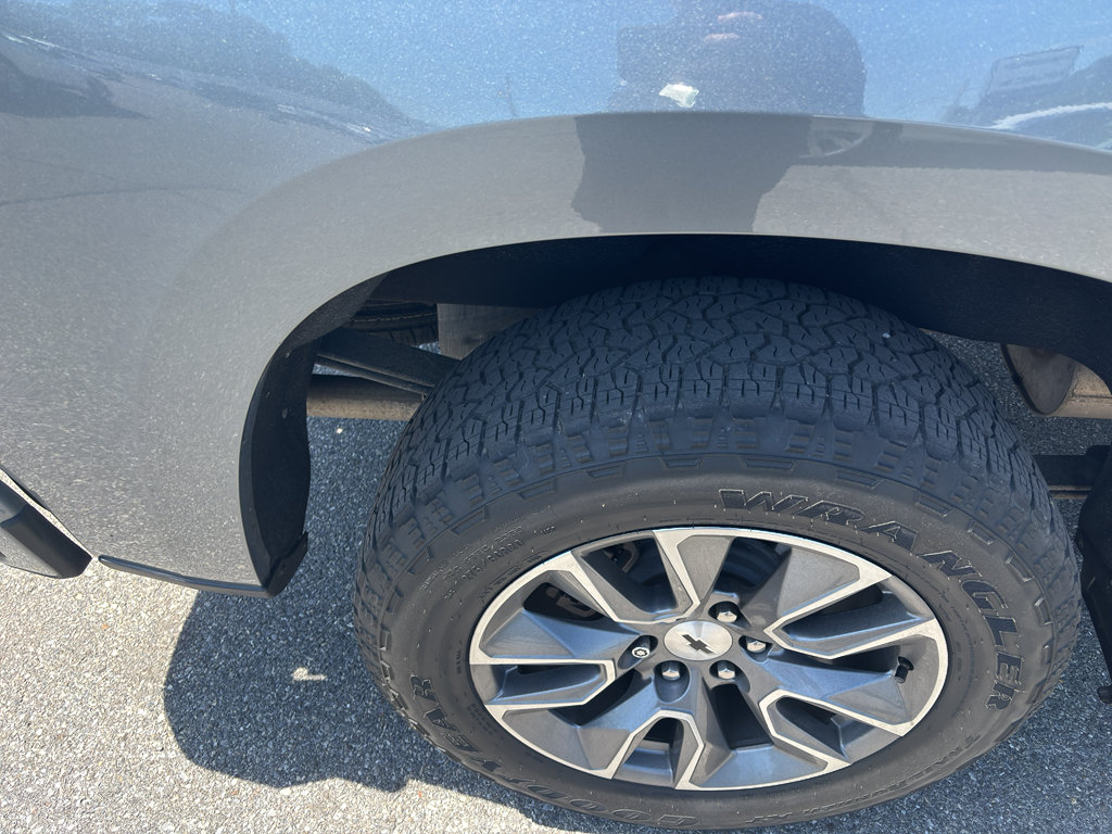 Used 2020 Chevrolet Silverado 1500 RST AWD/4WD image 5