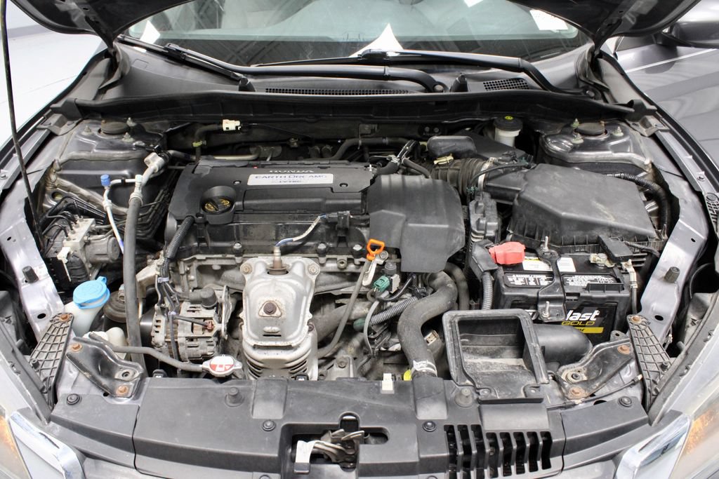 Used 2013 Honda Accord LX image 17