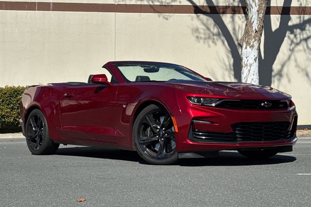 Used 2022 Chevrolet Camaro SS image 2