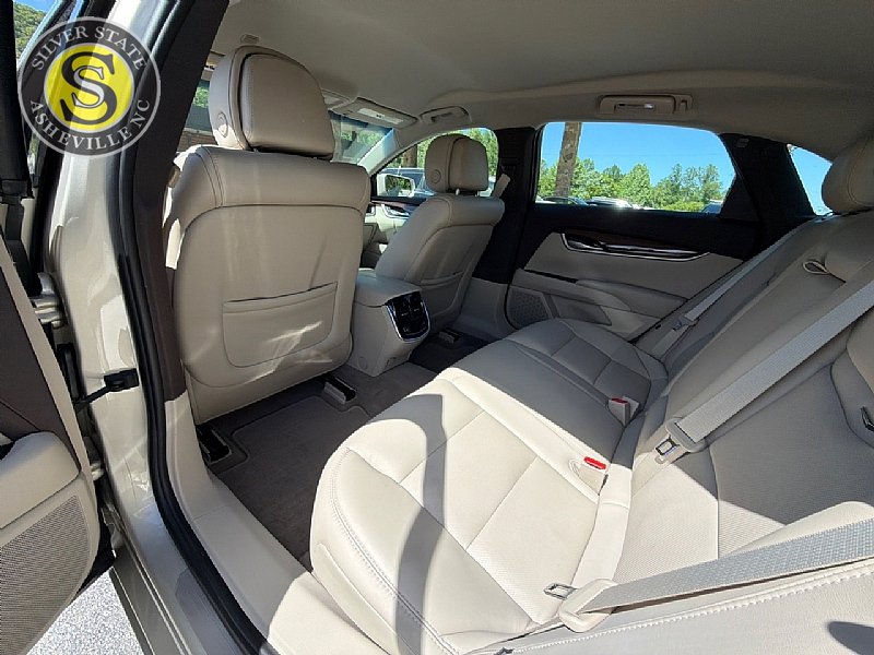 Used 2013 Cadillac XTS Luxury w/ Driver Awareness Package AWD/4WD image 13