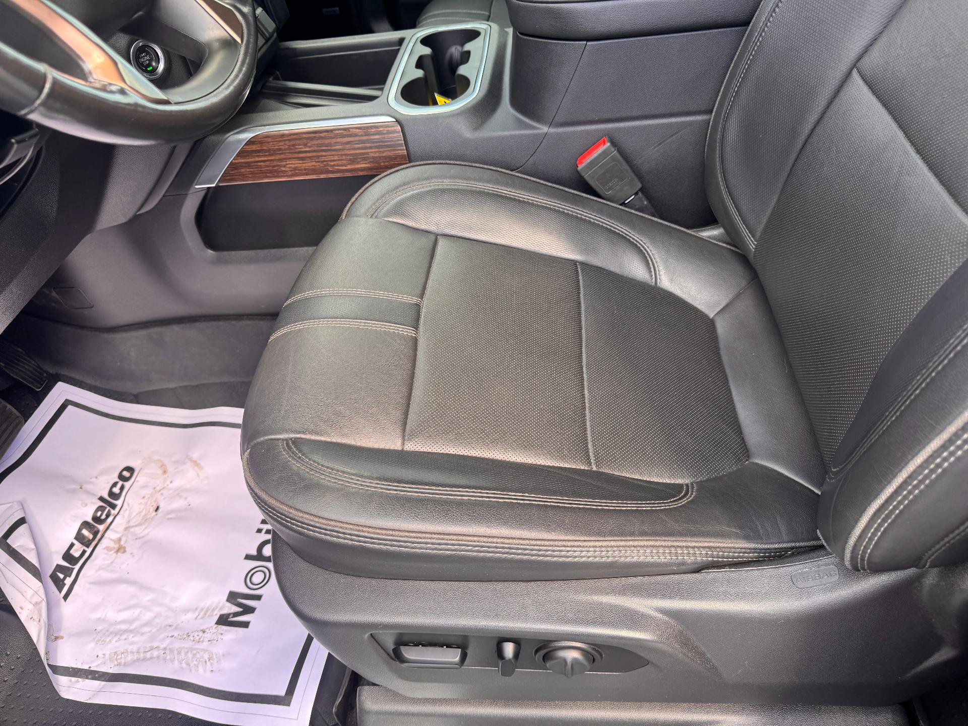 Used 2021 Chevrolet Silverado 1500 High Country w/ Technology Package AWD/4WD image 11