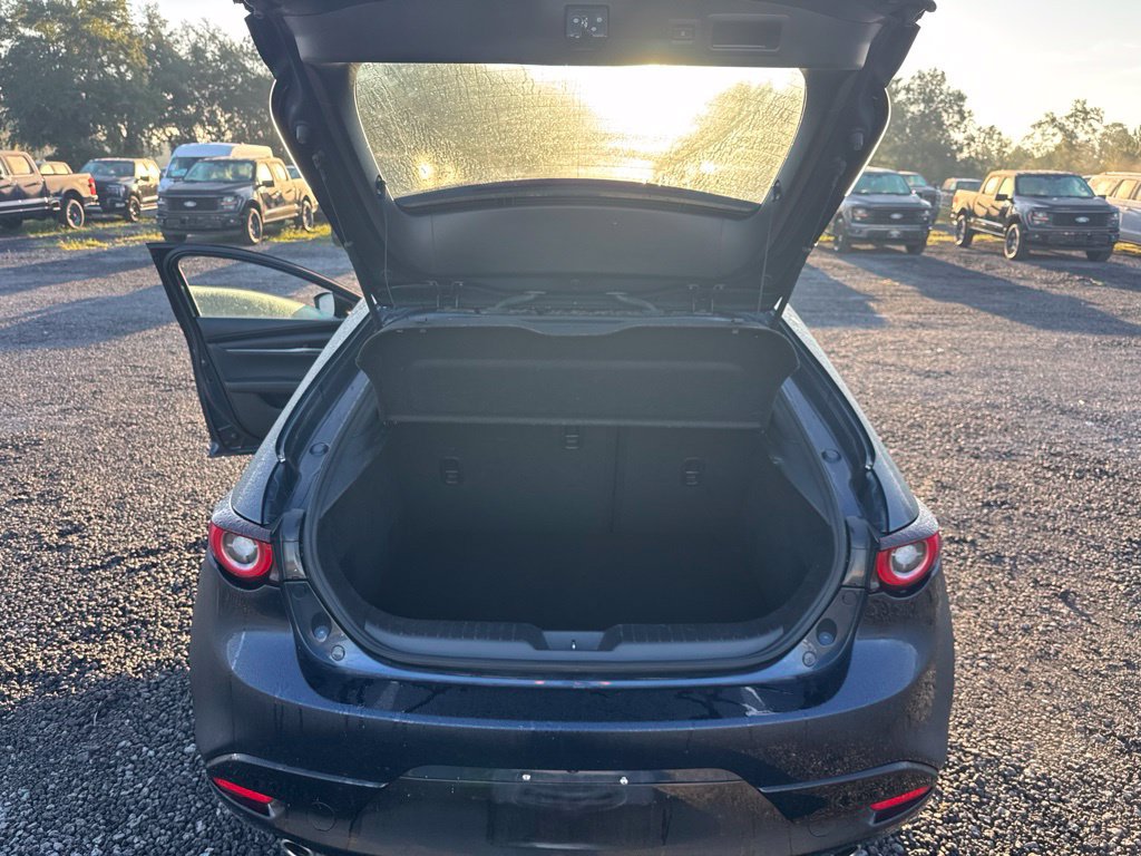 Used 2024 MAZDA MAZDA3 s FWD image 13